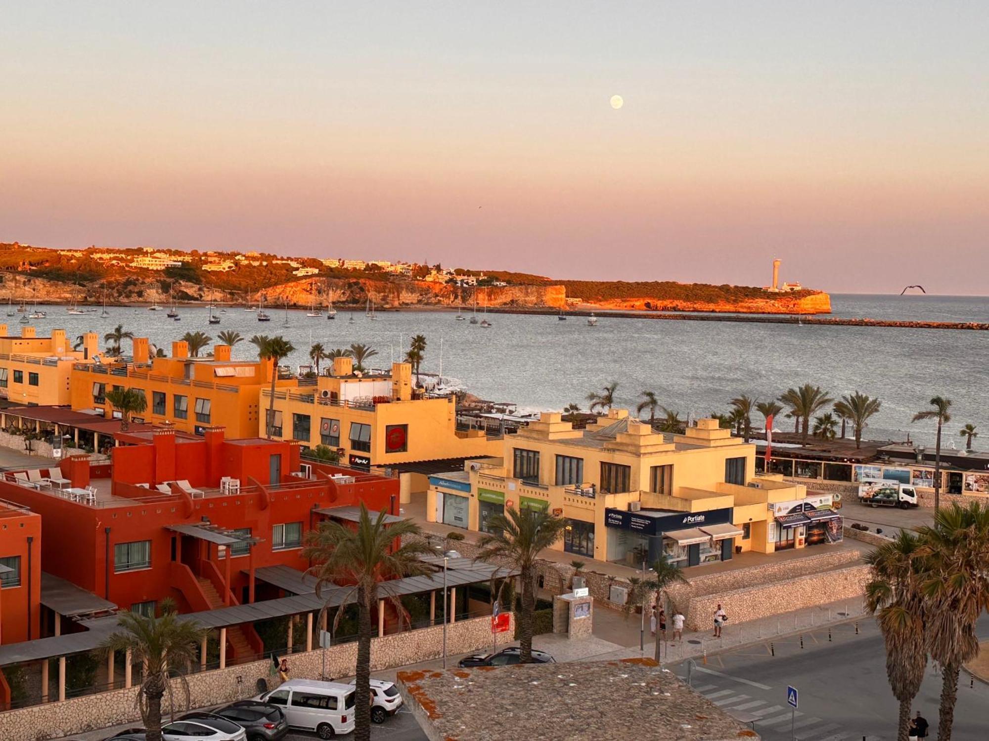 Charming Apartment In Portimao Wi-Fi/Ac Buitenkant foto