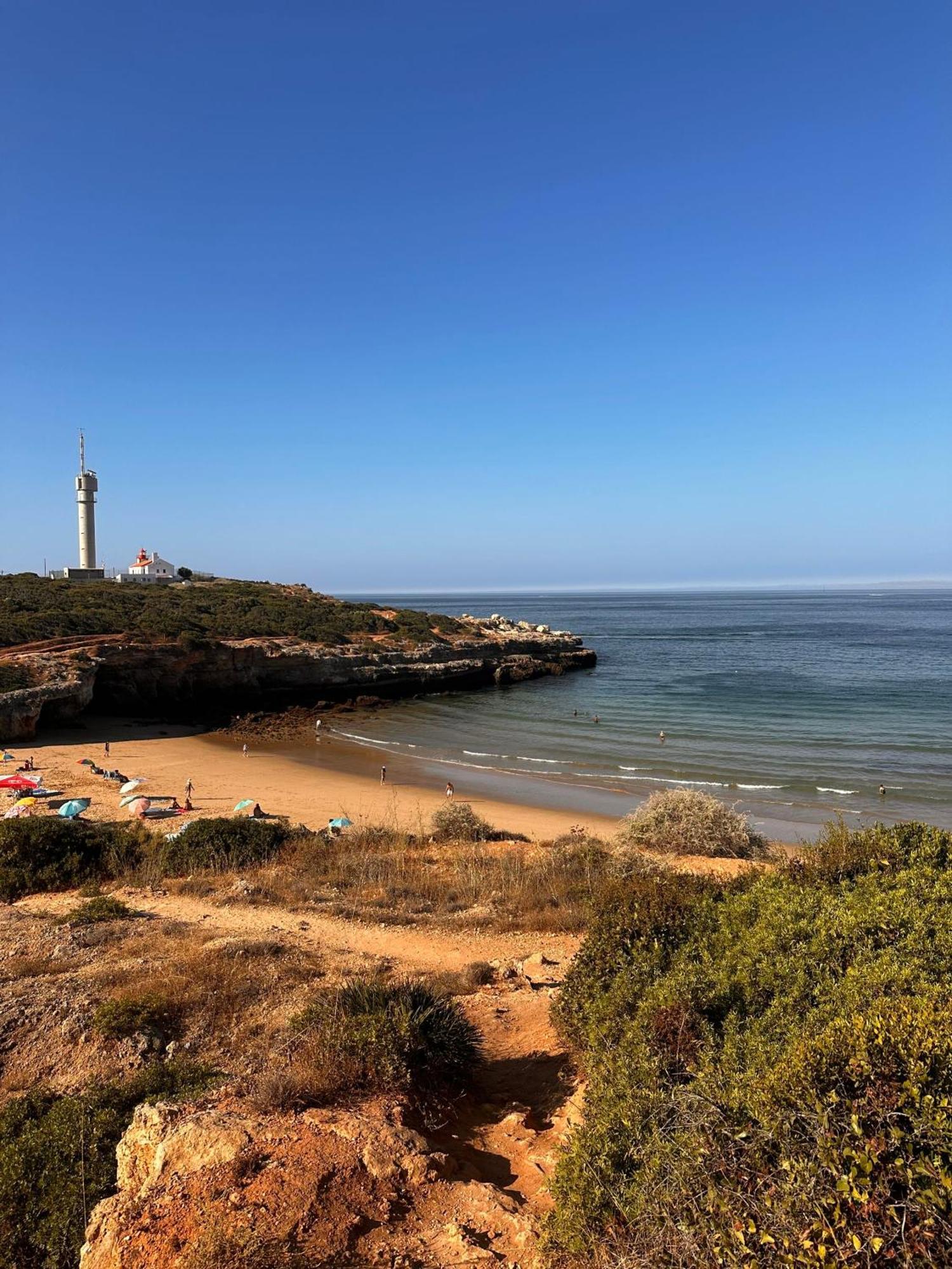 Charming Apartment In Portimao Wi-Fi/Ac Buitenkant foto